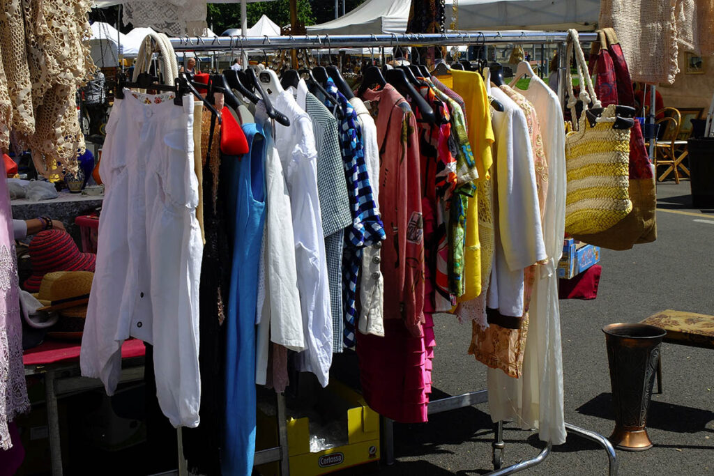 zbiórka odzieży używanej